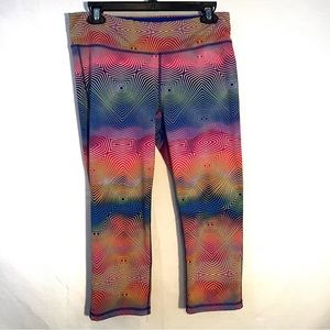 Funky Fun Athletic Capri Leggings Size Large